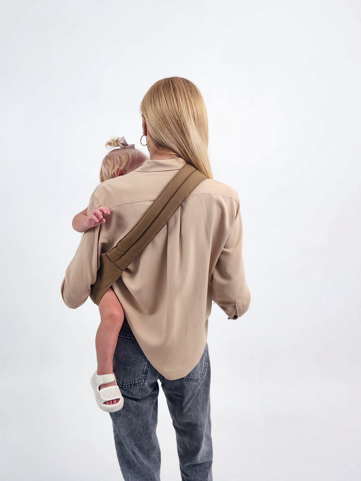 Caramel - Toddler Hip Carrier