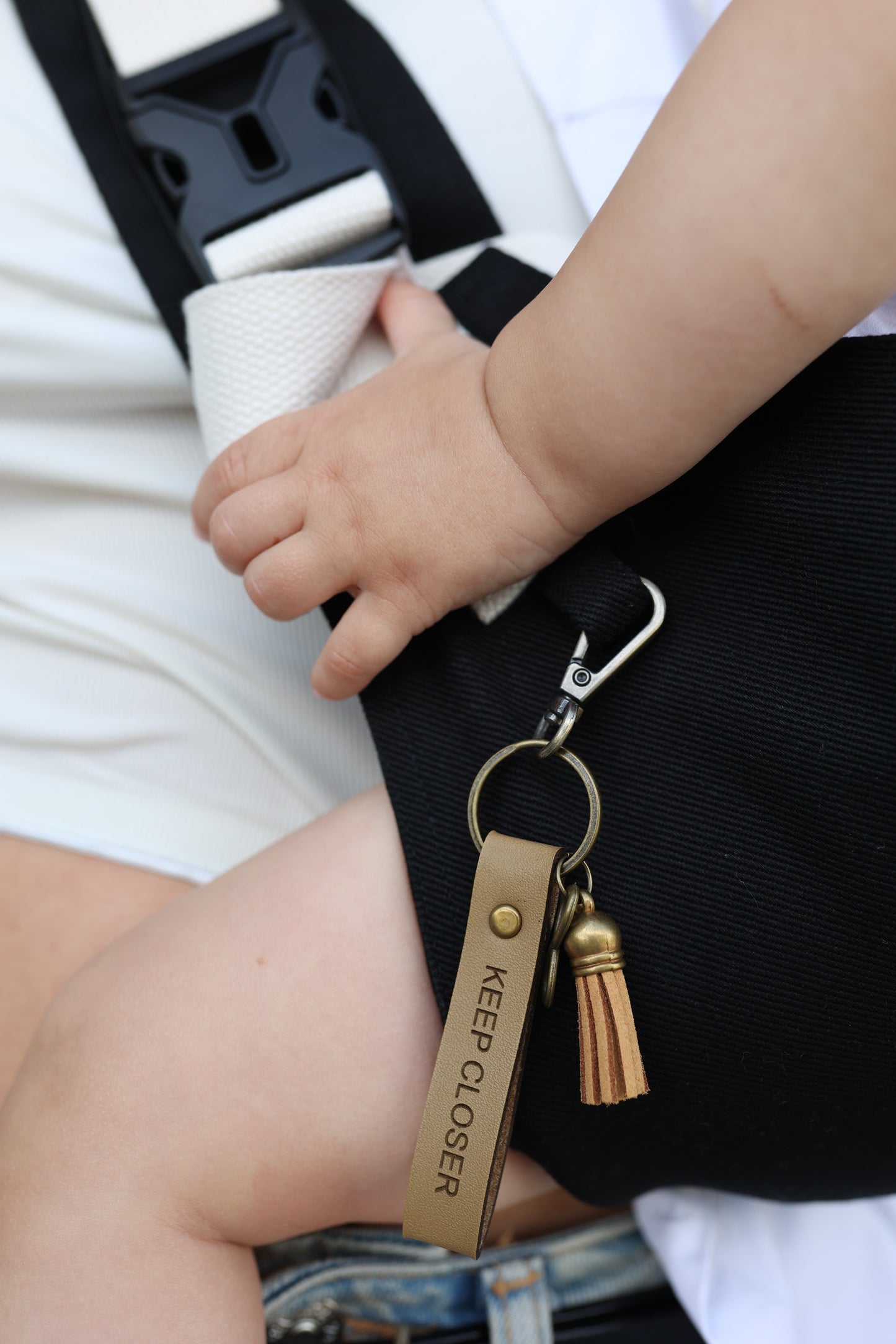 Black - Toddler Hip Carrier