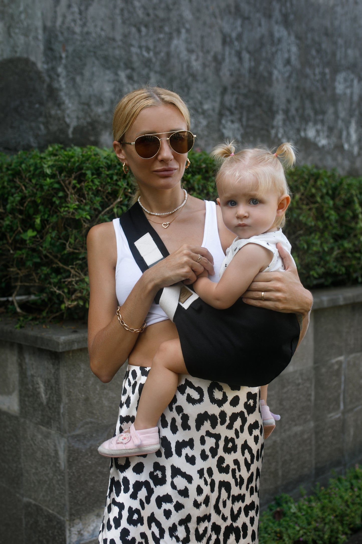 Black - Toddler Hip Carrier