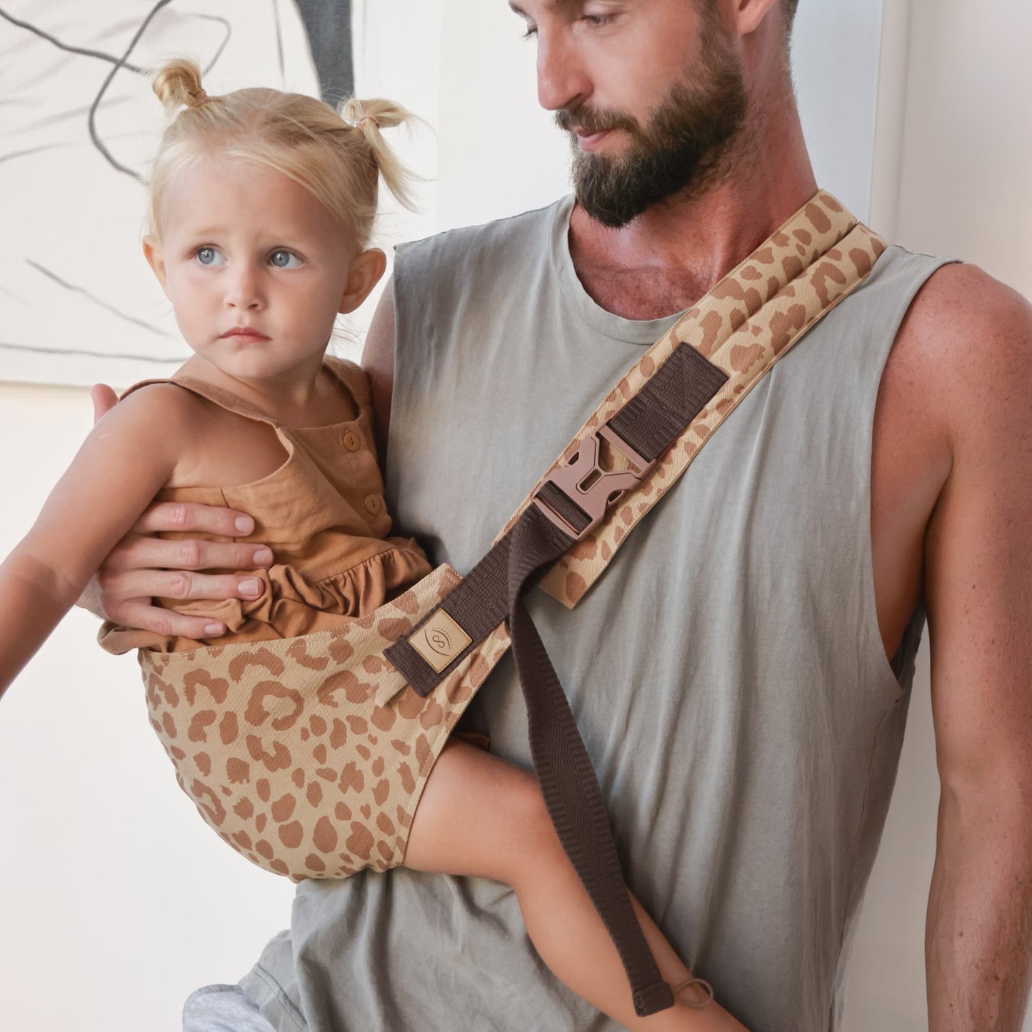 Latte Leopard - Toddler Hip Carrier