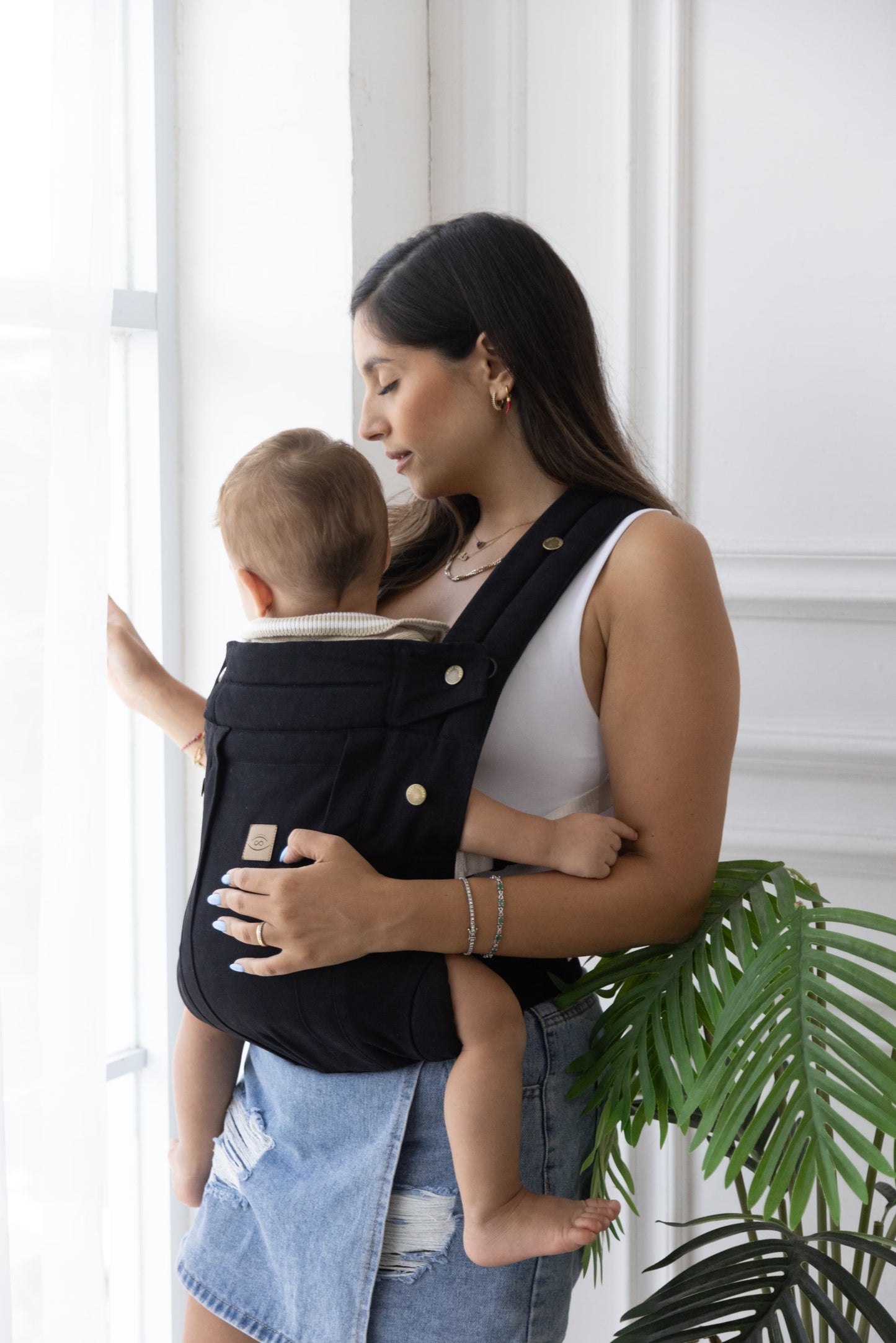 Black - Comfort Fit Ergonomic Adjustable Baby Carrier