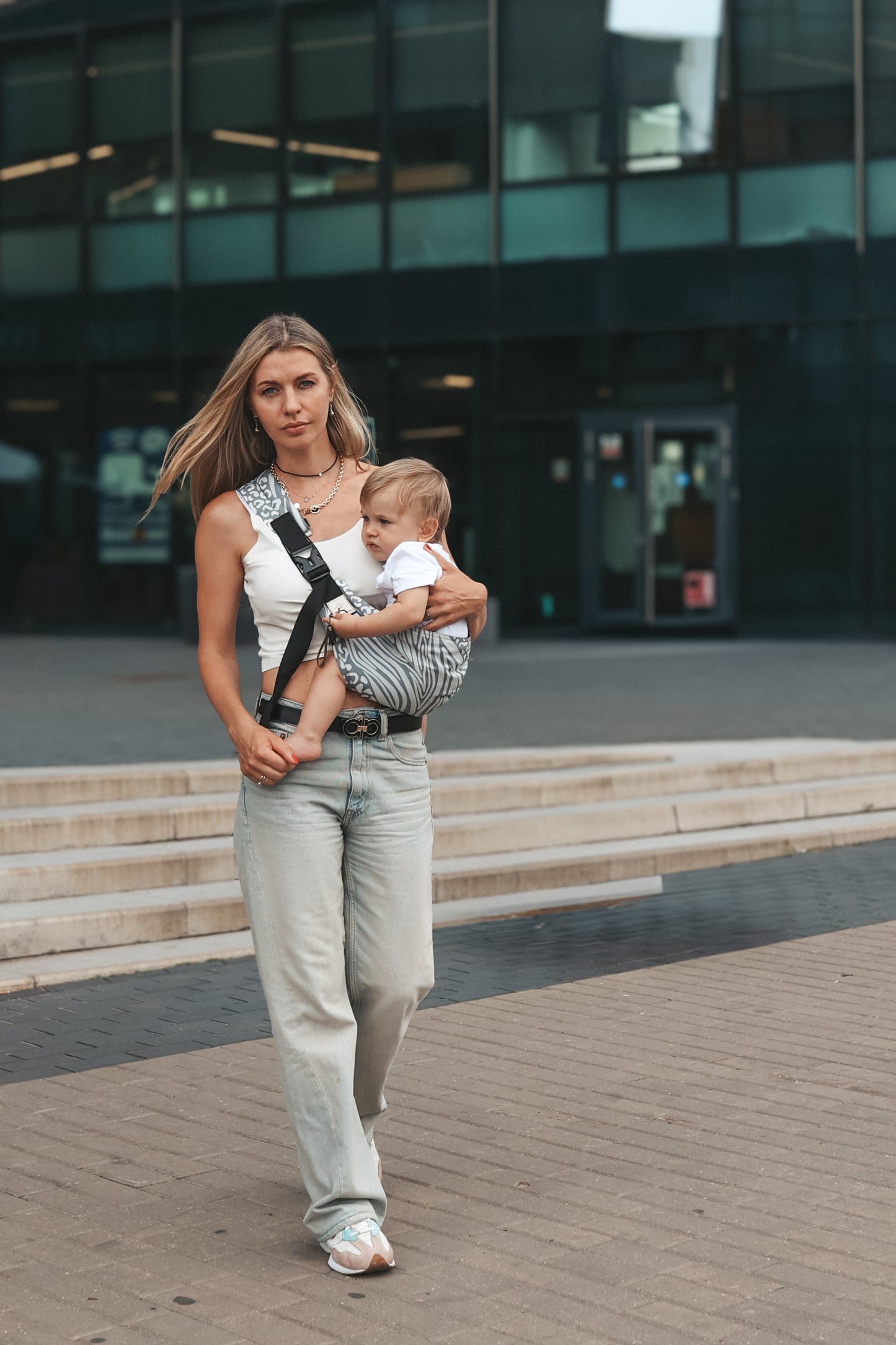 Zebra Grey - Toddler Carrier