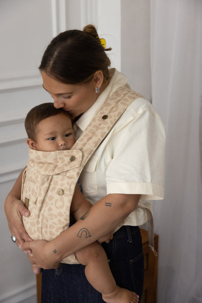 Sand Leopard - Lite Baby Carrier Ergonomic (3m+)